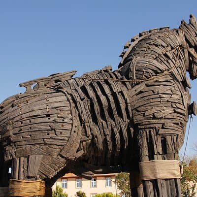 Homer's Legend: Troy Day Trip from Istanbul with Private Guide