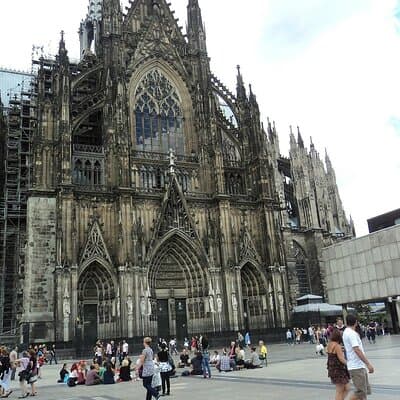 Private sightseeing Amsterdam to cologne Day Trip 4