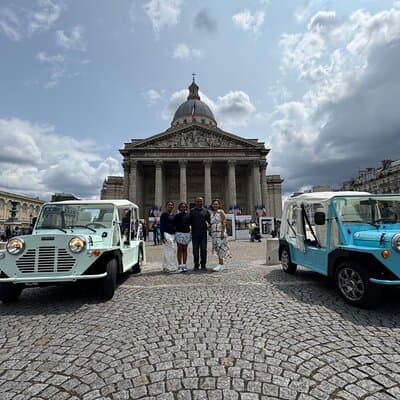 Private Paris Landmarks Tour by Golf Cart (pickup included) 5