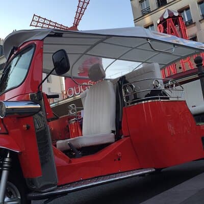 Paris 3 hour Private Sightseeing Tour in Electric Tuk Tuk 4