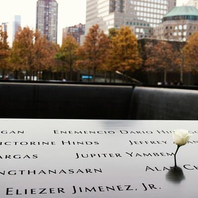 VIP 9/11 Memorial & Museum Tour: Guided Ground Zero Experience 5