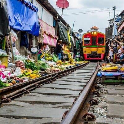 Design Your Own Bangkok Experience in a Private SUV Tour 2