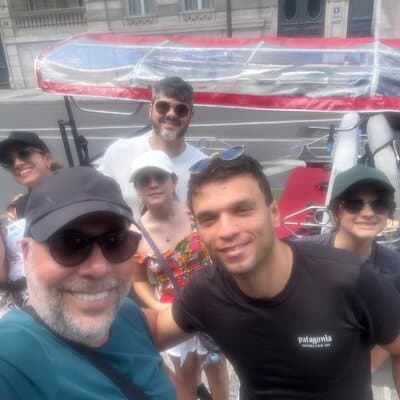 Paris 3 hour Private Sightseeing Tour in Electric Tuk Tuk 2