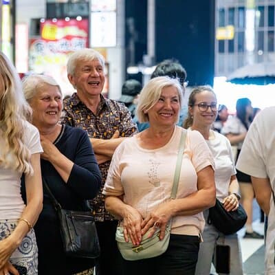 Night Walking Tour in Shinjuku 3