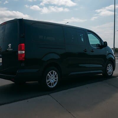 Private Transfer from Istanbul Airport to Fatih,Taksim, Karaköy 5