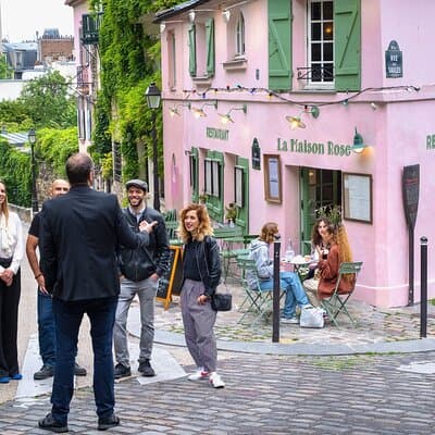 Paris Montmartre Free Walking Tour in English 3