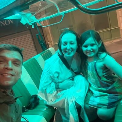 4 Hour Grand Paris Tour by Electric Tuk Tuk See Almost Everything 3