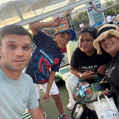 4 Hour Grand Paris Tour by Electric Tuk Tuk See Almost Everything 4