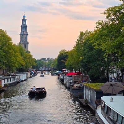 Amsterdam Evening Cruise in Small Group 3