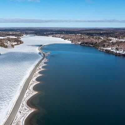 Sydney City Scenic Tour From Lakes To Waves of Cape Breton 2