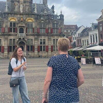 Delft in a Day: Private Tour with Royal Delft, Churches & Lunch