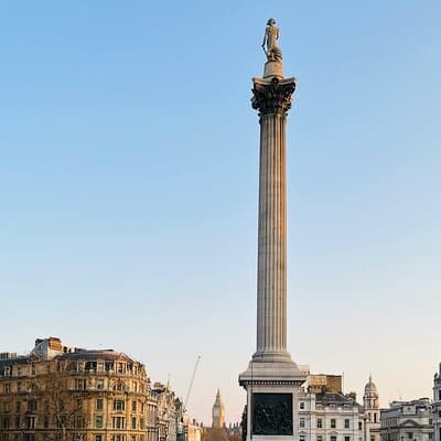 Private Royal Walk of London with a Local Expert 2