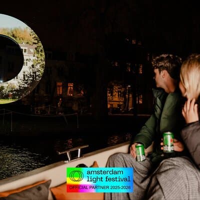 Amsterdam Light Festival: Canal Cruise + Bite & Unlimited Drinks 5