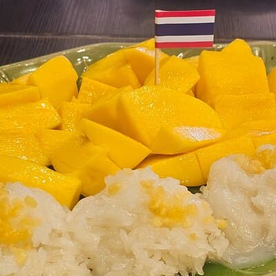 Private Tour to Railway Market, Floating Market And Ayutthaya 5