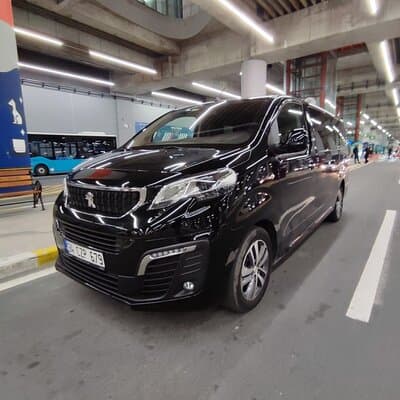 Private Mercedes Istanbul VIP Transfer from Airports and Hotels 3