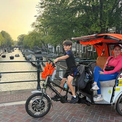 Private Amsterdam Experience—1 Hour Sightseeing Tour & Local Host 4