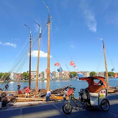 Private Amsterdam Experience—1 Hour Sightseeing Tour & Local Host 2