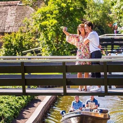 Amsterdam: Giethoorn Tour with Scenic Cruise, Cheese, Free Time 3