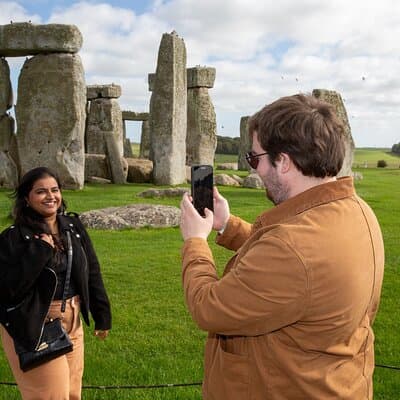 Stonehenge and Windsor Castle Day Tour from London 2