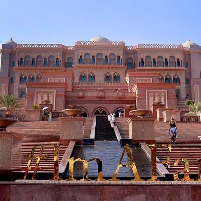 Abu Dhabi City Tour with Grand Mosque & BAPS Temple – With Lunch