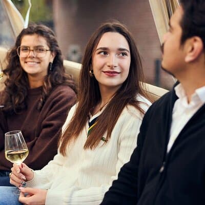Amsterdam: Cheese Tasting Canal Cruise with Unlimited Drinks 5