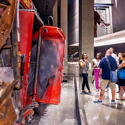 VIP 9/11 Memorial & Museum Tour: Guided Ground Zero Experience 3