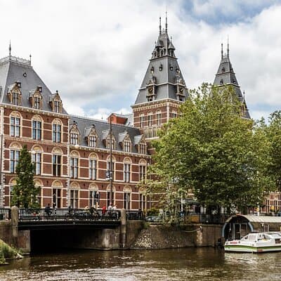Amsterdam Private & Personalized Full-Day Tour with a Local Guide 4