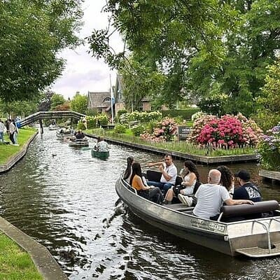 Daytrip Tour from Amsterdam to Giethoorn with boat tour included 2