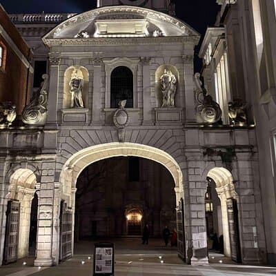 Ghosts, Gore & Other Ghasty Stories in the City of London 3