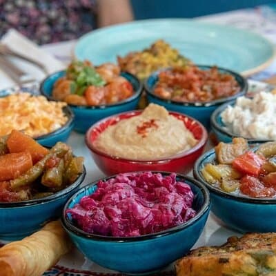 Istanbul Vegetarian Street Food Tour in Vibrant Kadıköy