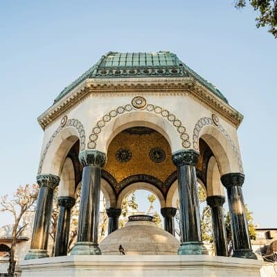 Istanbul Old City Private Tour: Fast Track Entry & Local Guide 2