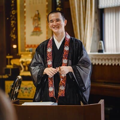 Private Meditation and Calligraphy with a Monk in Tokyo Temple 2