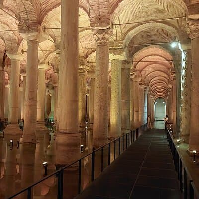 Basilica Cistern (Private Guide & No waiting) Ticket not included 4