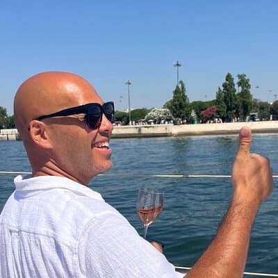 Lisbon to Vela Private Experience in the Tejo 3