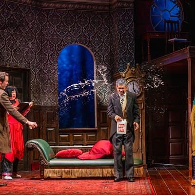 The Play That Goes Wrong in London Theatre 4