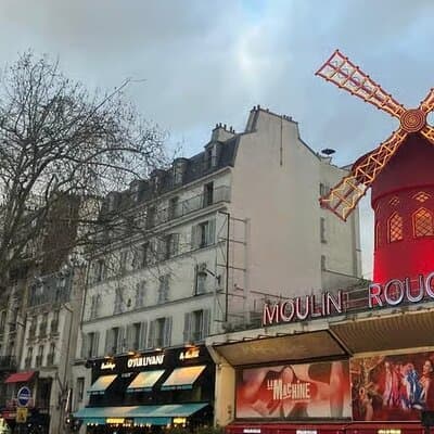Paris Montmartre Guided Walking Tour with Tastings