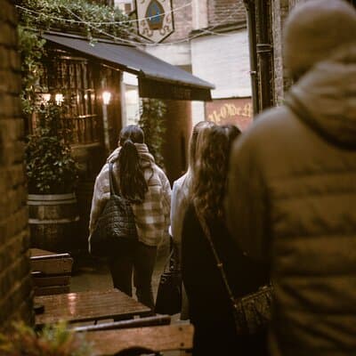 London Private Taverns Tour with Historic Pubs 3