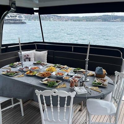 2 Hour Truly Private Yacht Exclusively for Family and Friends 5