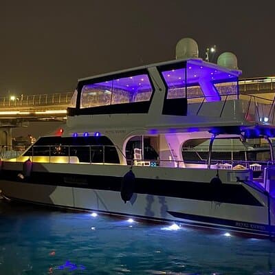 2 Hour Truly Private Yacht Exclusively for Family and Friends 3
