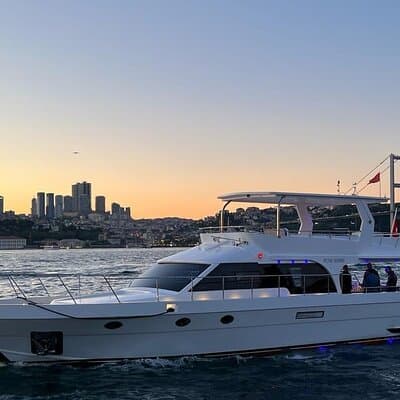 2 Hour Truly Private Yacht Exclusively for Family and Friends 2