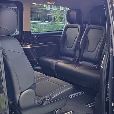 Private Tour in a Luxury Van to Zaandam, Windmills & Volendam 4