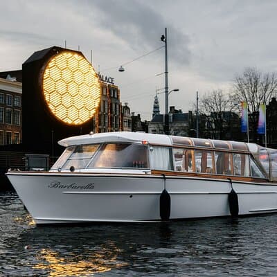 Amsterdam: Experience the All inclusive Saloon boat cruise 2