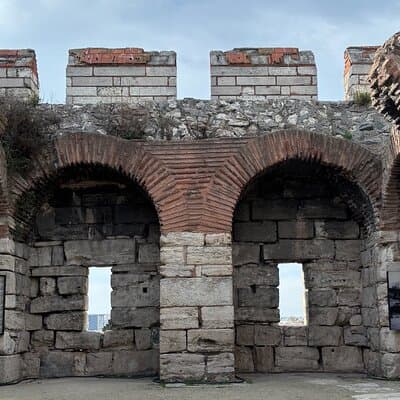 Walls of Theodosian and Gates of Constantinople Tour 5