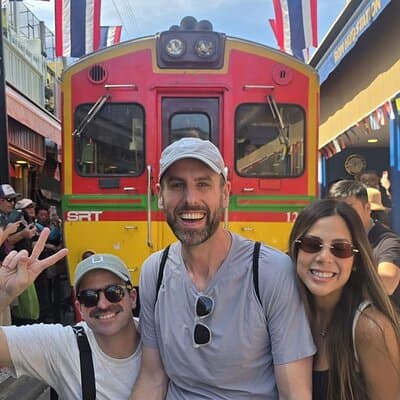 Private Tour to Railway and Floating Markets with Thai desserts 4