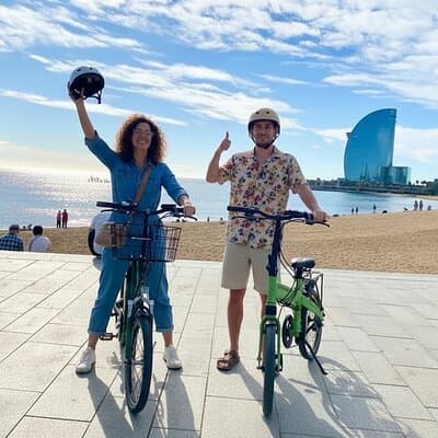 Private Barcelona Bike Highlights & Sagrada Familia 3