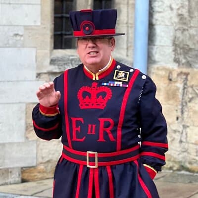 Tower of London Beefeater Opening Ceremony & Early Access 3