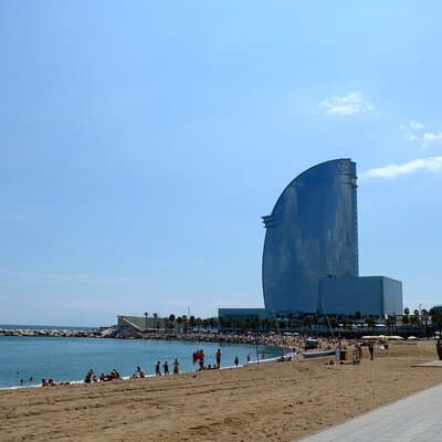 Barcelona Old Town Walking Tour and Harbour Boat Trip 2