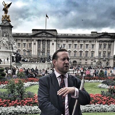 London Royal Landmarks Walking Tour