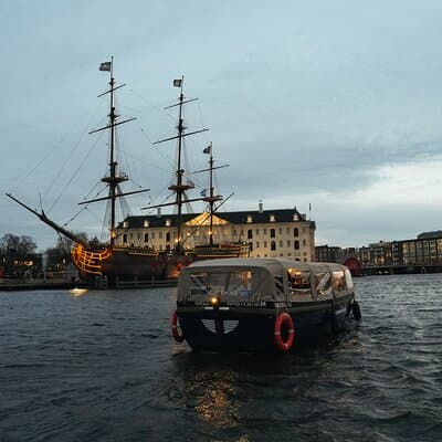 Scenic Evening Canal Cruise in Amsterdam with Optional Drinks 3