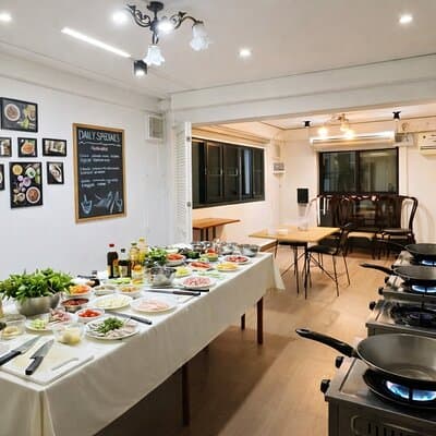 Thai Cooking Experience Class in a 100 Year Old Home 4